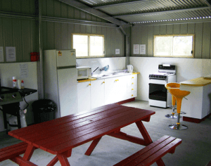 Queen Mary Falls Caravan Park camp kitchen